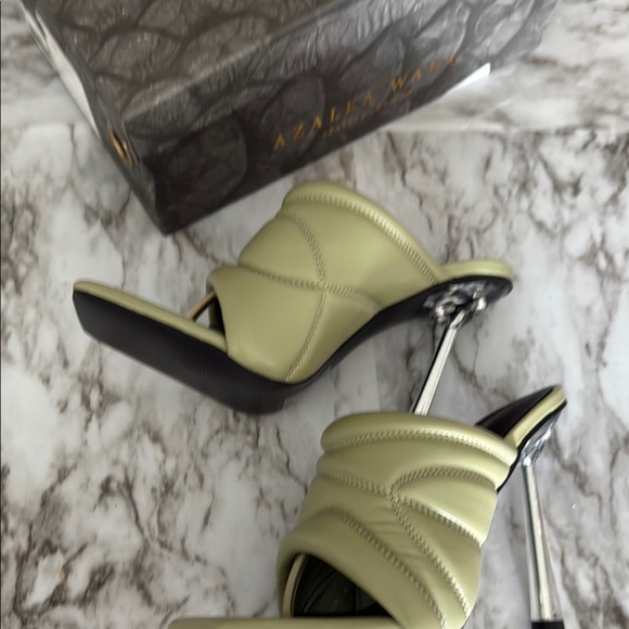 Azalea Wang Posh Khaki Hit the City Sandles Sz 7.5- Viral New Heels retails 109$ - Picture 17 of 17